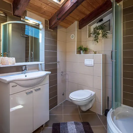 Msv Modern Stone Villa *
