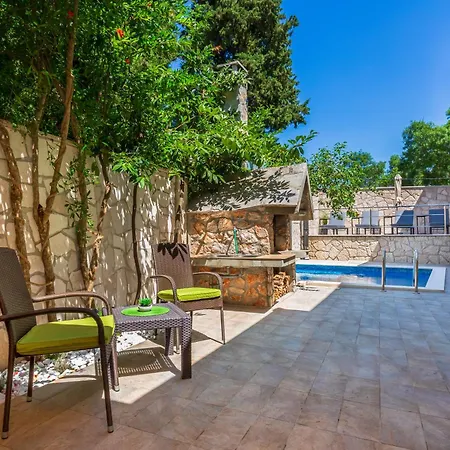 Villa Msv Modern Stone